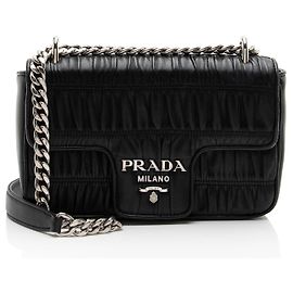 Bolsa de aba pequena Prada Nappa Gaufre com corrente
