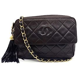 Bolsa de Ombro com Corrente Chanel Matelassé em pele de cordeiro