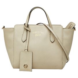Gucci Swing Mini Handtasche