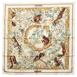 Hermès Foulard Hermes Carre 90 CASSE NOISETTE