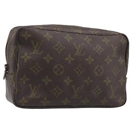 LOUIS VUITTON Monogram Trousse Toilette 23 Clutch Bag M47524 LV Auth 201212