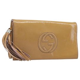 Borsa Clutch GUCCI Soho in pelle verniciata Beige Gold 336753 Auth 203226
