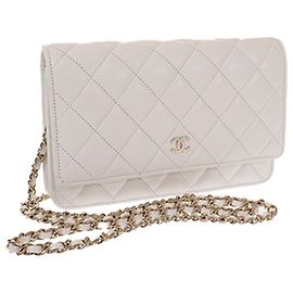 Weiße Chanel Classic Caviar Wallet On Chain Crossbody Tasche
