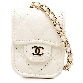 Étui AirPods Crossbody Chanel CC Matelassé en Cuir Caviar Blanc