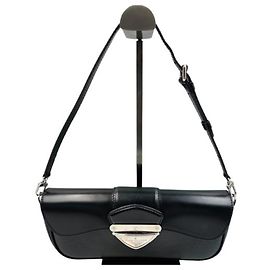 Louis Vuitton Epi Pochette Montaigne em Noir