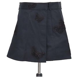 Mini Short Valentino de algodón negro con cuentas y mariposas bordadas