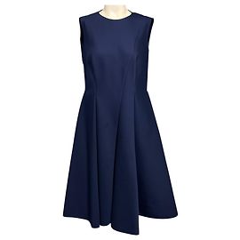 Abito da cocktail svasato senza maniche in raso blu navy Paule Ka