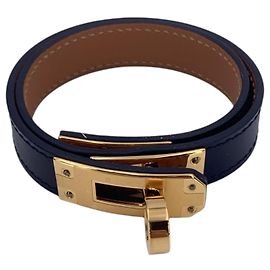 Hermès Pulsera Kelly Double Tour de piel negra y herrajes dorados Hermes