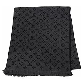 Louis Vuitton Monogram Classic Wool Stole
