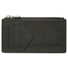 Porta-cartões Louis Vuitton Taiga
