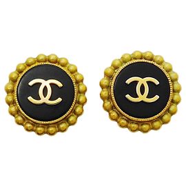 Chanel Clip-Ohrringe in Schwarz und Gold