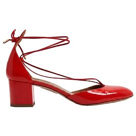 Sapatos Aquazzura Alexa 50 em couro envernizado vermelho