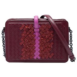 Bottega Veneta Camera Bag mit Klappe, Nappa Intrecciato Tricolor Rot mit Fransen