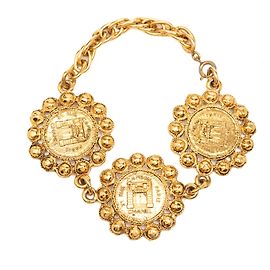 Pulseira de elos Chanel Gold Plated 31 Rue Cambon com medalhão dourado