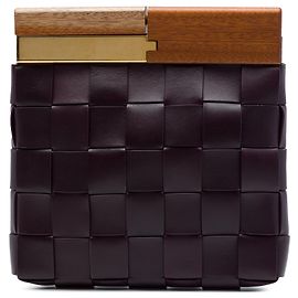 Bottega Veneta The Snap Clutch em pele de cordeiro vermelha Maxi Intrecciato