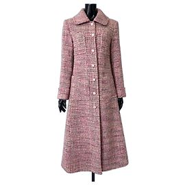 Chanel Abrigo de Tweed Rosa