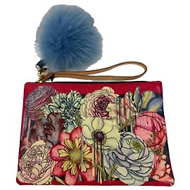 Autre Marque Swash London Morphology Amaranth Leder-Clutch mit Pompon