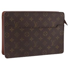 LOUIS VUITTON Monogram Pochette Homme Clutch Bag M51795 LV Auth 201275