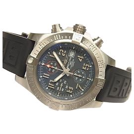 BREITLING Avenger Bandit Titanium E1338310/M534 Homme