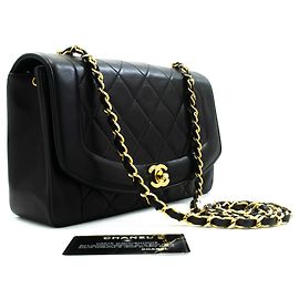 Borsa a tracolla CHANEL Diana Flap con catena in pelle d'agnello matelassé nera