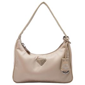 Prada Mini Tessuto Re Edition 2000 Schultertasche Beige