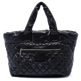 Tote Reversível Coco Cocoon em Nylon Acolchoado Preto Large Chanel