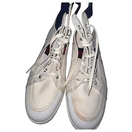 Gucci Sneaker aus weißem Canvas