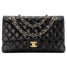 CHANEL - Classic/Timeless 11.12 Chanel Schultertasche aus schwarzem glattem Leder