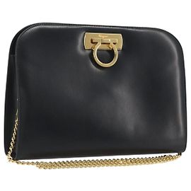 Salvatore Ferragamo Gancini Schultertasche aus Leder Schwarz Gold