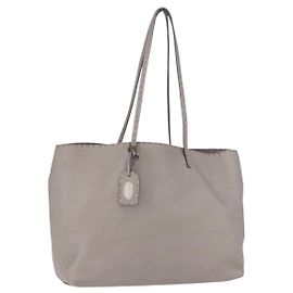 FENDI Celeria Handtasche Leder Grau Silber