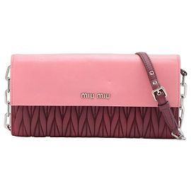 Miu Miu Matelassé Kettenportemonnaie Schultertasche