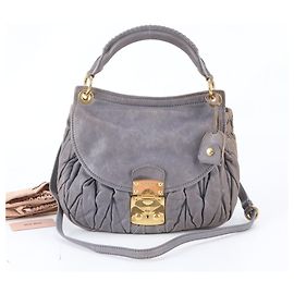 Sac à main Miu Miu en cuir Matelassé