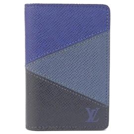 Louis Vuitton Visitenkartenetui Taiga