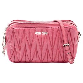 Miu Miu Matelassé Schultertasche