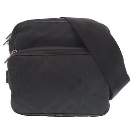 Bolsa de ombro Burberry preta