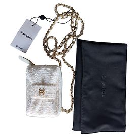 Chanel Mini Bolso de Tweed Blanco con Cadena
