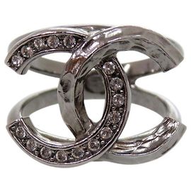 Anillo Chanel Coco Mark con pedrería