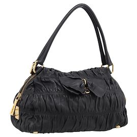 Sac à main PRADA en cuir noir et or Auth am12603SAM