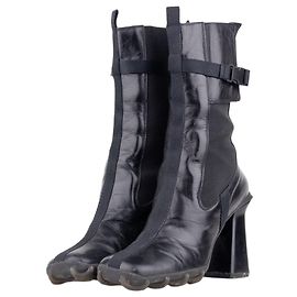 Botas de salto Chelsea Miu Miu AW99 com bico quadrado e 'Bubble Sole'