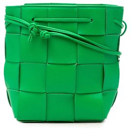 Bottega Veneta Borsa a Secchiello Cassette Small Maxi Intrecciato in Nappa Verde