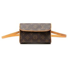 Louis Vuitton Pochette Florentine Monogram Braun