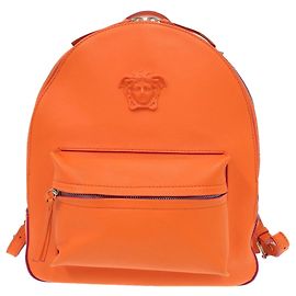Mochila Versace Gianni Medusa em couro laranja