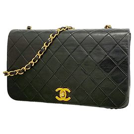 Bolsa de Ombro com Corrente Chanel Matelassé