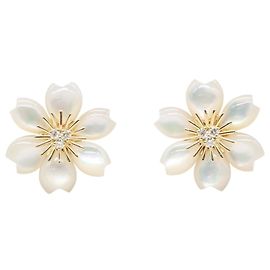 Van Cleef & Arpels Rose de Noël Mini-Ohrringe mit Diamanten