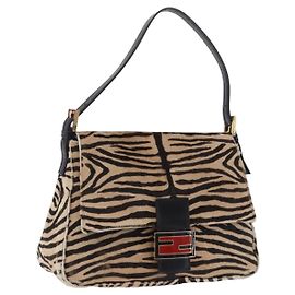 FENDI Mamma Baguette Schultertasche aus Harako-Leder Brown Gold Auth 202625SAM