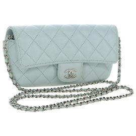 Custodia occhiali CHANEL Matelasse con catena in pelle Caviar Azzurro CC Auth 196041M