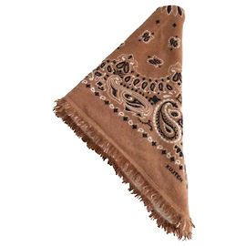 Autre Marque Lenço quadrado Kujten de cashmere camel