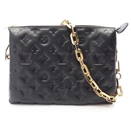 Bolso de hombro Louis Vuitton Coussin PM