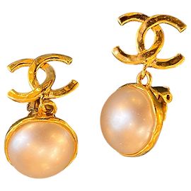 Brincos Chanel CC Golden