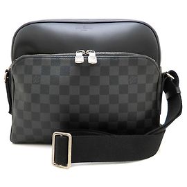 Sac à épaule Louis Vuitton Damier Graphite Dayton PM